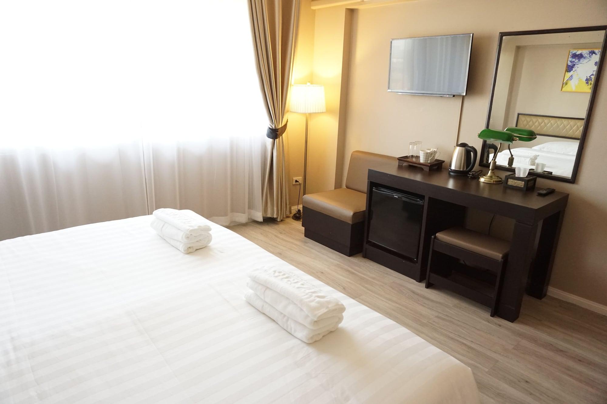 Taris Art Hotel Phrae Exterior foto